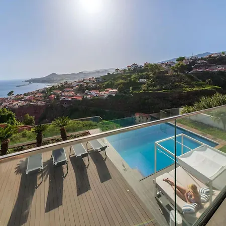 Holiday home Modern With A Stunning View Over
